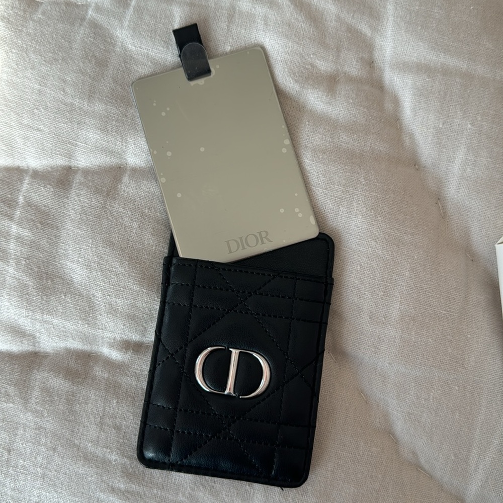 New DIOR Mirror Card Case - Picture 5 of 6